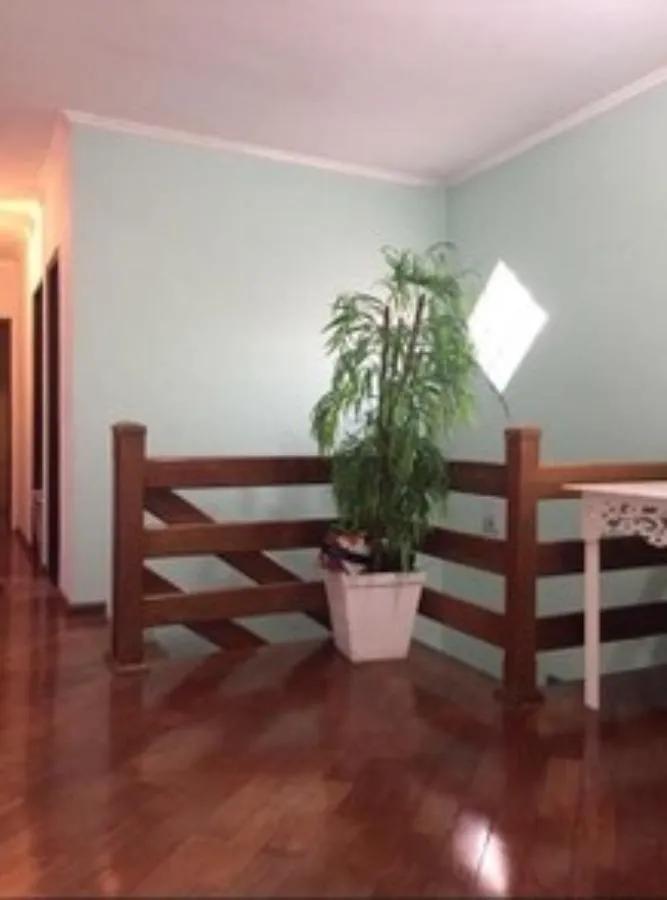 Sobrados em Taboão