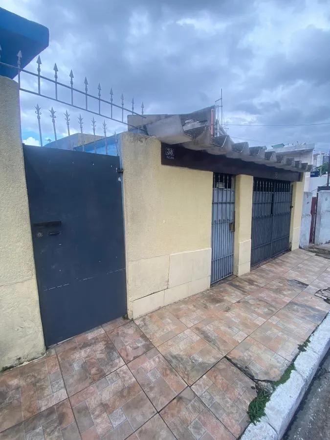 Sobrados em Jardim Verônia